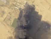 أسوشيتدبرس تنشر صورا لاشتعال النيران بأكبر مصفاة نفط بالسودان