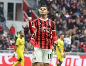 ميلان يتعادل 1-1 أمام بارما فى الشوط الأول بالدوري الإيطالي.. فيديو