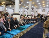 محافظ الجيزة يفتتح مسجدا بحدائق أكتوبر احتفالا بليلة الإسراء والمعراج