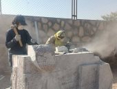 تحويل الكتل الحجرية لتحف فنية.. الأعمال اليومية في سمبوزيوم أسوان للنحت