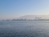 شبورة كثيفة تغطى الطرق السريعة.. وانخفاض درجات الحرارة فى سوهاج.. فيديو