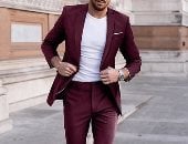 الأحمر والنبيتي موضة الملابس الرجالى لعام 2025.. هتخلى شكلك مميز وكاريزما