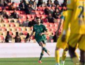 العروبة ضد الأهلي.. الراقي يواصل انتصاراته في الدوري السعودي بثنائية