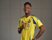 نجـم أستـون فيلا وموهبة كولومبيا إلي النصر السعودي