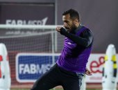 10 أيام تفصل على معلول عن العودة لتدريبات الأهلى