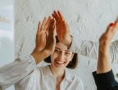 علاقاتك الاجتماعية آمنة ولا توكسيك؟ إشارات وأسئلة تكشف الحقيقة