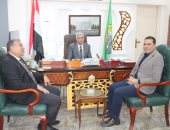 وكيل وزارة التعليم بالإسماعيلية يستقبل وكيل المديرية الجديد