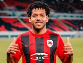 الريان القطرى يعلن ضم البرازيلي رومارينيو لتعويض أشرف بن شرقى