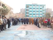 وكيل الأزهر يشهد طابور الصباح بمعاهد سوهاج.. ويوجه رسائل مهمة للطلاب والمعلمين