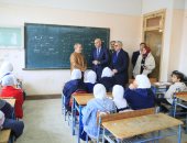 وزير التعليم يتابع انطلاق الفصل الدراسى الثانى بجولة فى مدارس الدقهلية.. صور
