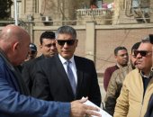 محافظ الجيزة يتفقد تجهيزات معرض أهلا رمضان بشارع ترعة الزمر بالعمرانية