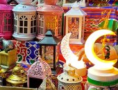 بشاير البهجة.. شوارع القاهرة والجيزة تتزين بشوادر فوانيس رمضان