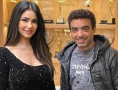 إيناس عز الدين تبدأ مغامرتها الرمضانية مع "هايدي ونوفل" على الراديو 9090