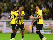اتحاد جدة يتفوق على الوحدة 2-1 فى الشوط الأول بالدورى السعودى.. فيديو