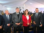 وزير الإسكان يشارك فى إطلاق أكبر قافلة مساعدات إنسانية للأشقاء الفلسطينيين