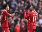 ليفربول ضد نيوكاسل.. محمد صلاح يقود تشكيل الريدز في الدوري الانجليزي