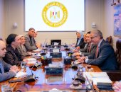 وزيرة البيئة ومحافظ الفيوم يبحثان آخر تطورات "الملاذ الآمن للحياة البرية"