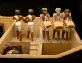 مجسم صومعة الحبوب مع الكتبة عثر عليه بمقبرة كبير الخدم ببيت الفرعون
