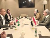 وزيرة البيئة تبحث مع نظيرها الأردنى خطة المحافظة على بيئة البحر الأحمر