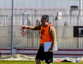 بيسيرو يحذر لاعبى الزمالك من الاستسلام: الدورى ما زال فى الملعب