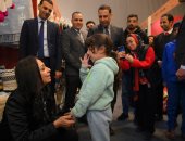 مايا مرسى لـطفلة: ممكن تبقى وزيرة شاطرة.. وفريدة: ازاى وزيرة هتكون سيدة.. فيديو