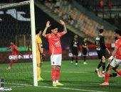 كولر يضع برنامجاً لتجهيز رباعي الأهلي لمواجهة الطلائع