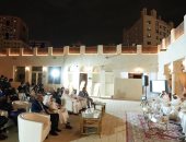التراث المصرى يضىء أيام الشارقة.. إبداعات تحكى قصص الأجداد وربط الأجيال بالماضى.. فوانيس رمضان تخطف الأنظار.. حضور لحرف الحفر على الخشب والنحت على الطين والخيامية والتطريز.. وهذه قصة "الفركة" الصعيدية.. صور