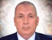 محافظ الوادي الجديد يعتمد حركة تنقلات لرؤساء وحدات القرى بمركز الخارجة