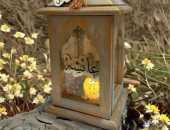 هدية رمضانية بلمسة رومانسية.. "ريهام" بتصمم فوانيس خشب للكابلز