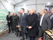 محافظ القاهرة: انتشار أسواق اليوم الواحد ومعارض أهلا رمضان بأحياء العاصمة