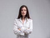 مهما مر الوقت عندها إصرار.. أبراج تجيد أخذ الحق باحترافية.. أبرزها الأسد