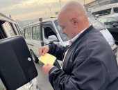 فض 3 مواقف عشوائية وضبط 300 مخالفة لسيارات السرفيس خلال حملات بالجيزة