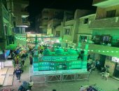 45 سنة محبة.. أهالى البراجيل يعلقون أكبر مجسم لمسجد لاستقبال شهر رمضان