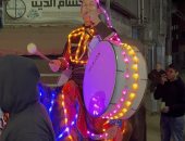 مسحراتى رمضان يظهر بالبدلة المضيئة والحصان وسط بهجة وسرور المواطنين فى الدقهلية
