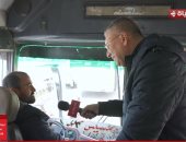 عمرو الليثي يفاجئ المواطنين بأتوبيس نقل عام واللي بيجاوب يفوز بحوائز مالية