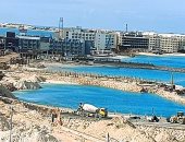 مشروع تطوير كورنيش مطروح خطوة على طريق التنمية السياحية.. المحافظة تسابق الزمن للانتهاء من قطاعات المرحلة الأولى قبل المصيف.. أعمال التطوير السياحى والحضارى تغير وجه المدينة وتتماشى مع الطفرة التنموية.. صور
