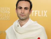 بعد اعتقال العشرات.. شرطة لندن تستجوب ممثل the crown بسبب غزة