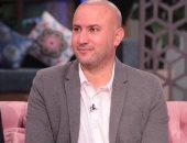 خالد دياب يعلن وفاة والدة زوجته وتشييع جثمانها بعد صلاة ظهر اليوم