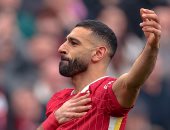 محمد صلاح يوسع فارق ترتيب هدافي الدوري الإنجليزي مع هالاند