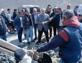 نائب محافظ الجيزة يتفقد التجهيزات النهائية لمشروع خط الصرف الصحى 1200 فى بشتيل