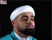 خشوع يملأ القلوب.. أذان المغرب بصوت الشيخ أحمد أيوب البريطانى.. فيديو