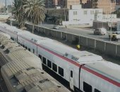 عودة حركة القطارات لطبيعتها بخط الإسكندرية القاهرة بعد رفع قطار خرج عن مساره