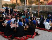 رئيس جامعة حلوان يشارك الطلاب إفطاراً جماعياً
