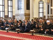 الرئيس السيسى يؤدى صلاة الجمعة بمسجد المشير طنطاوى فى ذكرى الاحتفال بـ"يوم الشهيد" وانتصارات العاشر من رمضان.. الرئيس السيسي يلتقى قادة القوات المسلحة ويستعرض معهم ما يقومون به من مهام لدعم ركائز الأمن القومى