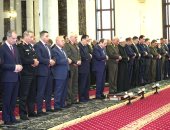 الرئيس السيسى يؤدى صلاة الجمعة بمسجد المشير طنطاوى احتفالاً بـ"يوم الشهيد"