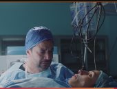 مسلسل كامل العدد 3.. دينا الشربينى تدخل غرفة العمليات وزوجها يواسيها 