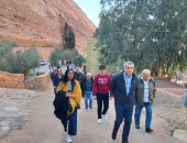 محافظ جنوب سيناء يستقبل وفد الجمعية البرلمانية الأرثوذكسية خلال زيارتهم دير سانت كاترين