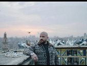 ارتداها أحمد مكي في مسلسل الغاوي.. 4 أشكال للخواتم الفضة موضة 2025