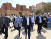محافظ الجيزة يطلق إشارة بدء أعمال الإحلال الكلى والإنشاء لمركز طب الأسرة بكرداسة
