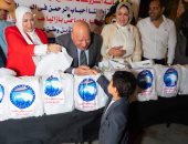مستقبل وطن بسوهاج ينظم احتفالا للأطفال الأيتام ويوزع الهدايا عليهم